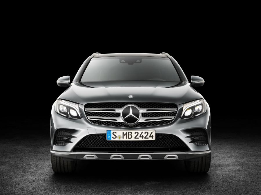  Mercedes-Benz GLC350 e 4Matic Edition 1 2015 года  (фото 5 из 34)